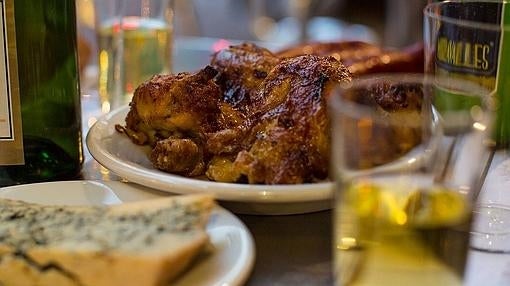 Casa Mingo: sidra y pollos asados