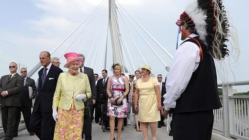 Isabel II en Winnipeg, Canadá, en 2010