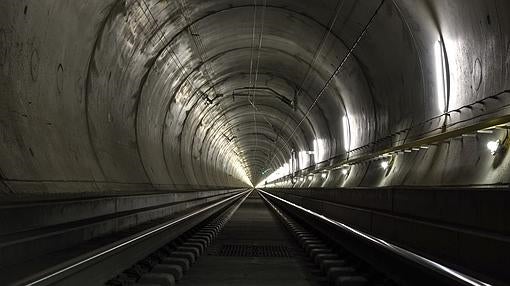 Inauguran el túnel ferroviario más largo y más profundo del mundo