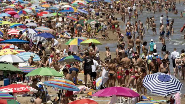 Playa de la Malvarosa en Valencia el pasado sábado 9 de julio