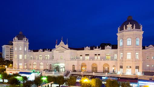 Vista nocurna del Casino