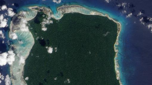 Vista satélite de la isla después del maremoto de 2004