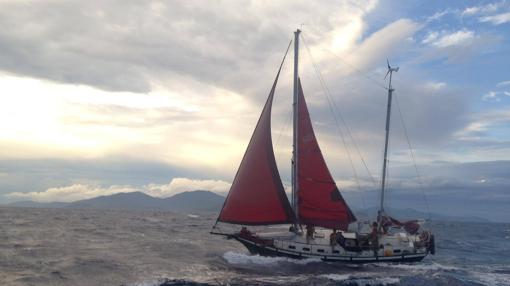 Ellos mismo reparan los barcos y se encargan de su mantenimiento