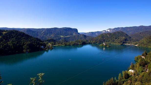 Cinco lagos con leyenda para visitar en otoño