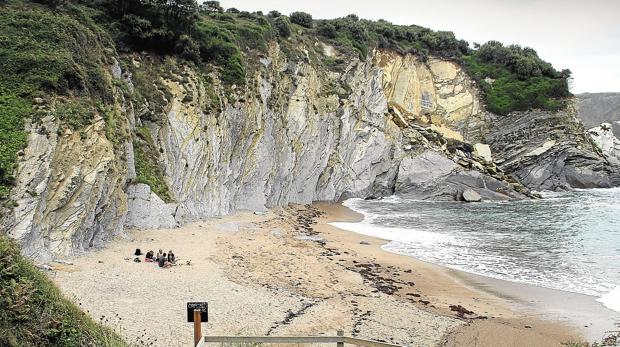 Vistas de la playa de Murilola en Barrika