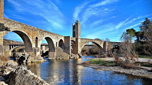 Puente medieval de Besalú