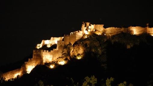 Castillo de Sagunto, iluminado