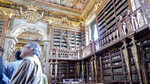 Biblioteca Joanina. Coimbra, Portugal