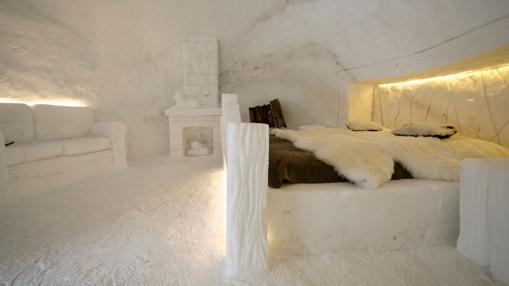 Interior de la suite de nieve en Livigno