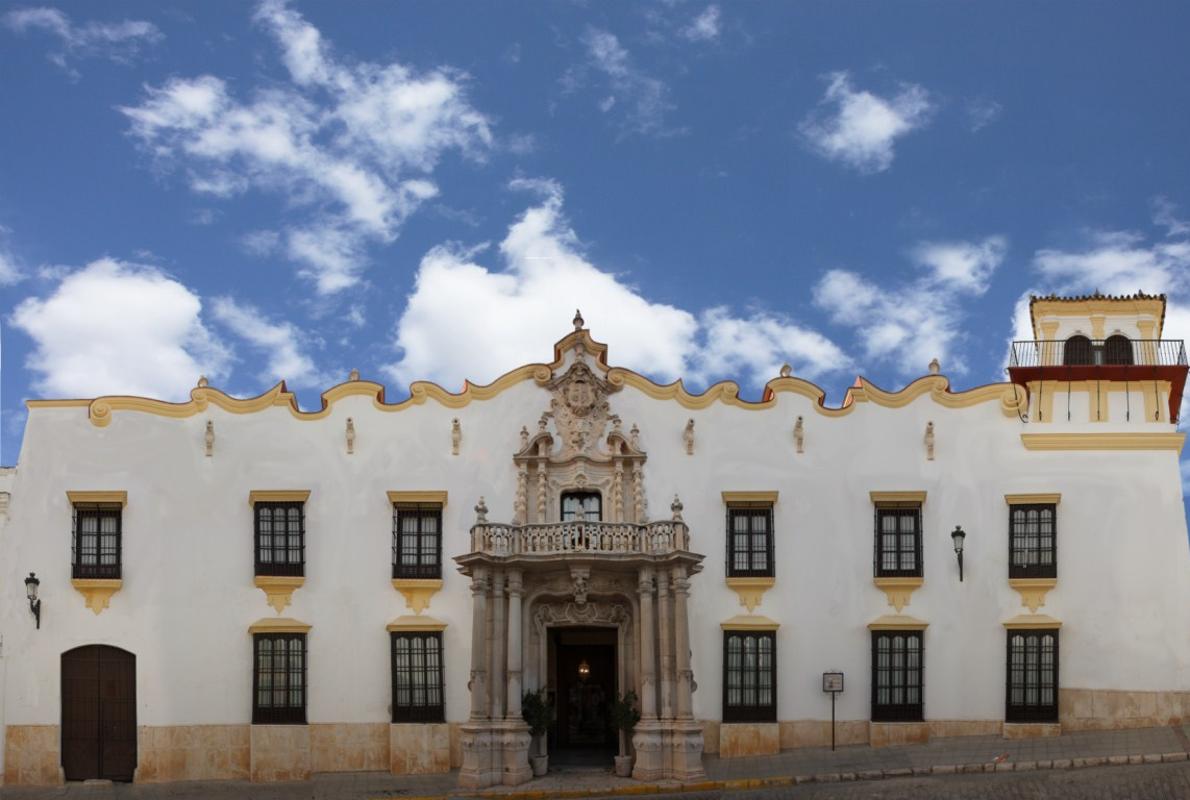 Fachada del Hotel Palacio del Marqués de la Gomera. Fuente: hotelpalaciodelmarques.es