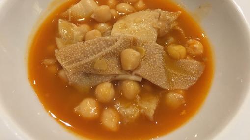 Los callos a la gallega (con garbanzos) del restaurante España, de Lugo