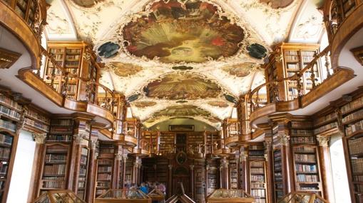 Biblioteca del convento de Saint Gallen, patriomnio de la Unesco