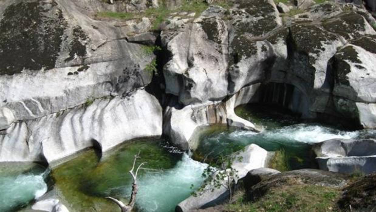 Las diez piscinas naturales más impactantes de España