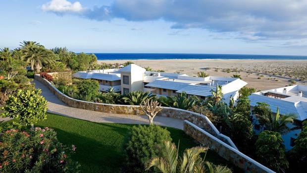 Once maravillosos hoteles para descansar a pie de playa