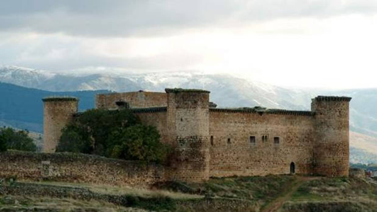 Castillo de Valdecorneja (Ávila)