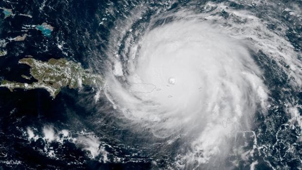 Una imgen del huracán Irma acercándose a Puerto Rico