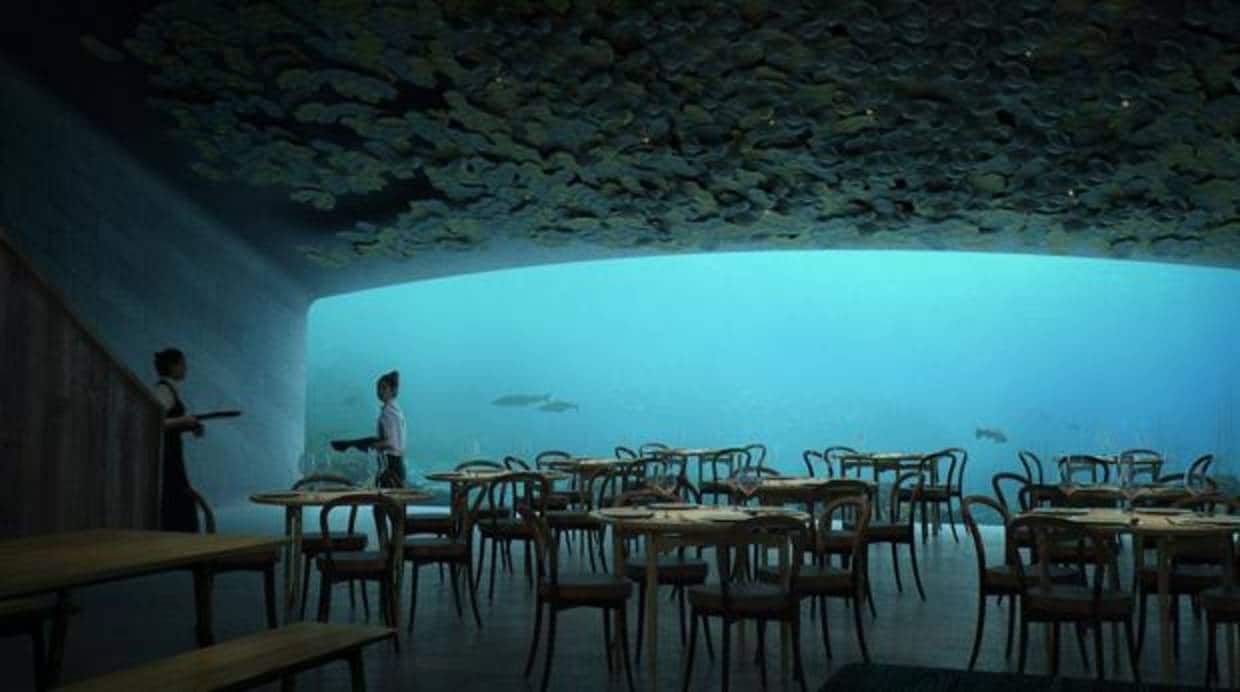 Sala del restaurante «Under», diseñado por el estudio de arquitectura Snohetta