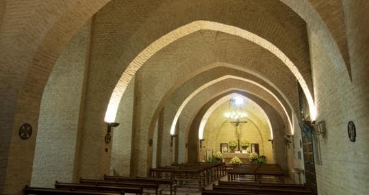 Interior de la iglesia de San Bartolomé, del siglo XV