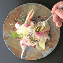 Ceviche de cherme con piña de Gálder