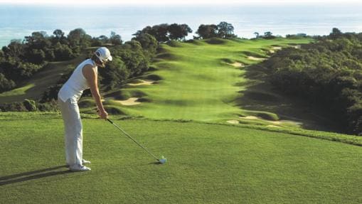 Diez campos de golf para jugar una vez en la vida