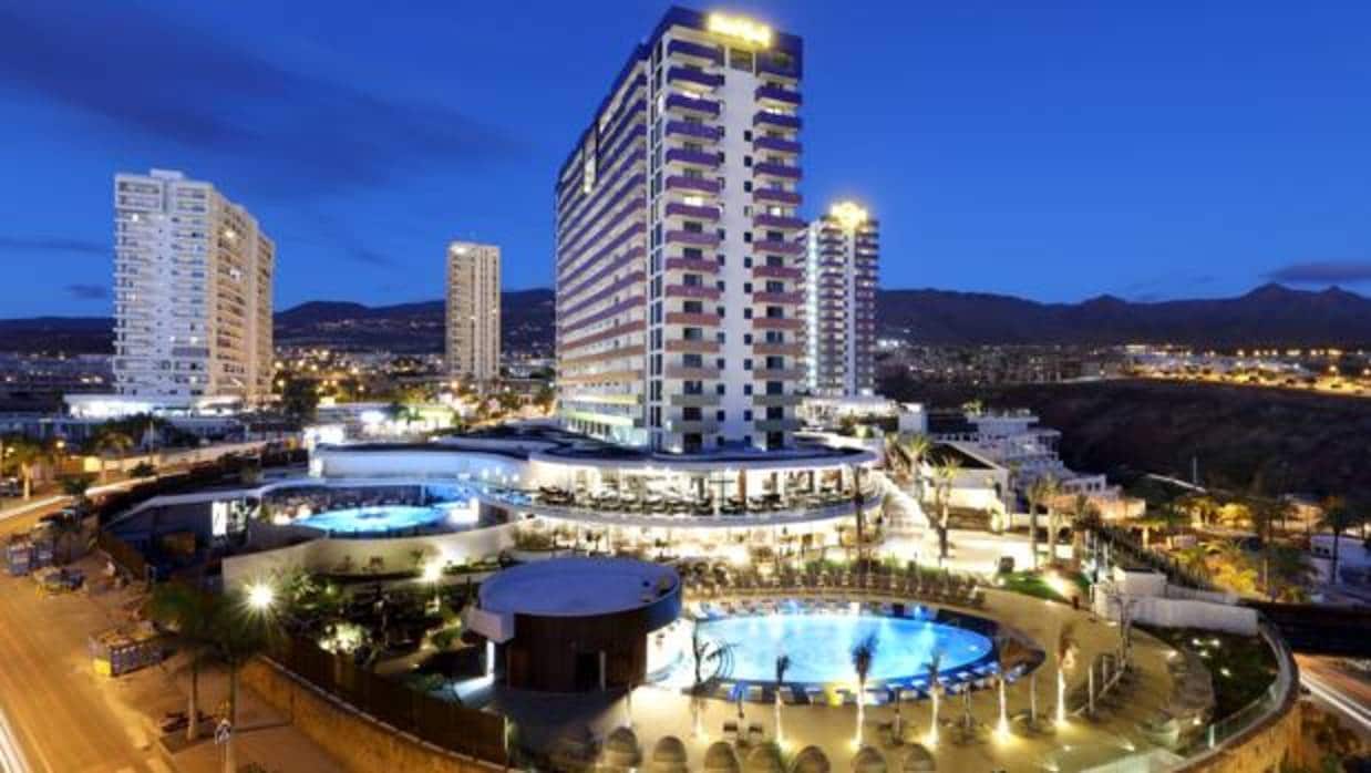 Exterior del Hard Rock Hotel Tenerife, en Playa Paraíso, al sur de Tenerife, cerca de Adeje