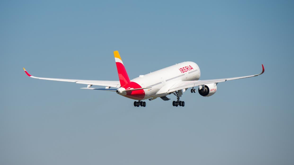 Primer despegue del A350-900 de Iberia