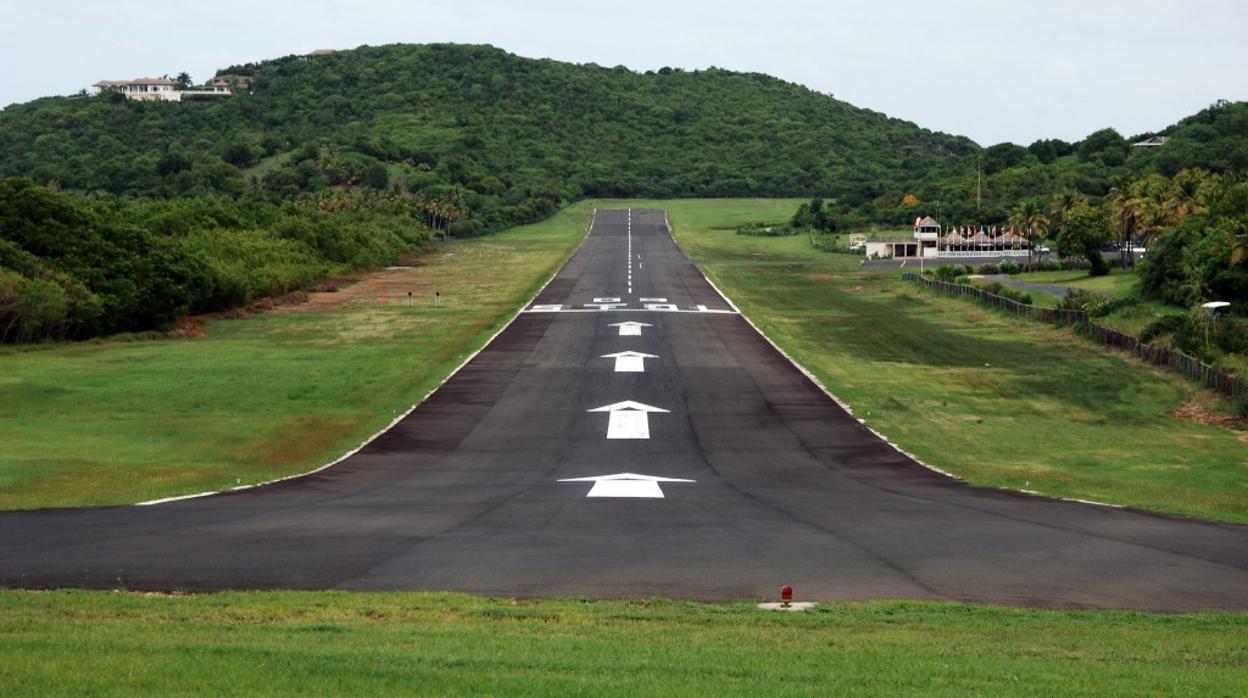 Aeropuerto Internacional Princesa Juliana