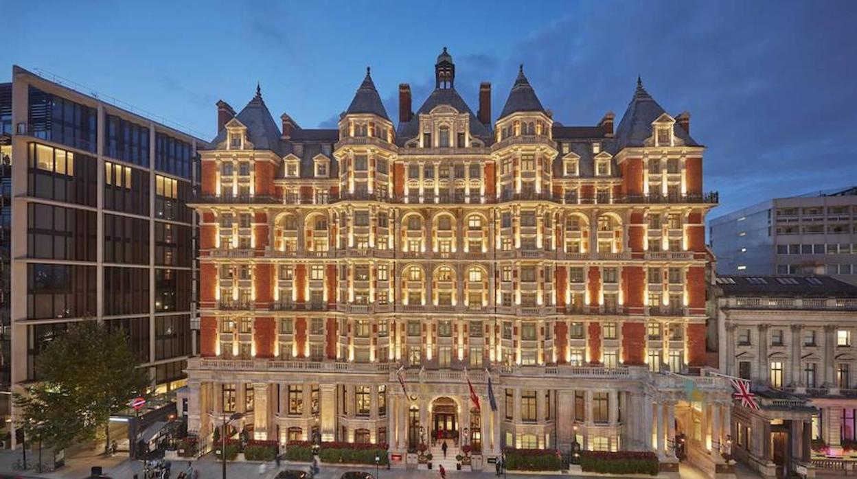 Fachada del Mandarin Oriental Hyde Park, en Londres