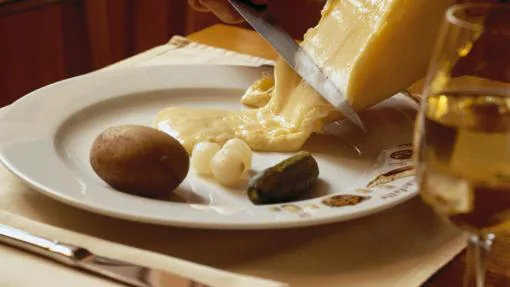 Raclette, deliciosa e inevitable en el Valais