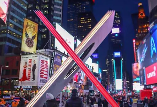 El amor tiene forma de X en Times Square
