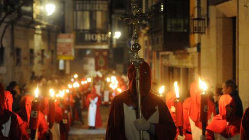 Cofrades del Santísimo Cristo de los Ángeles