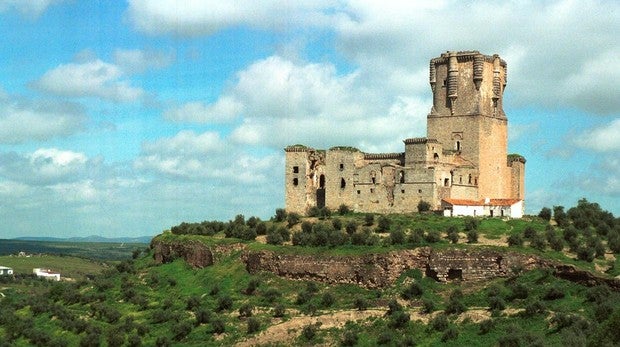 Los 20 castillos más bonitos y menos conocidos de España