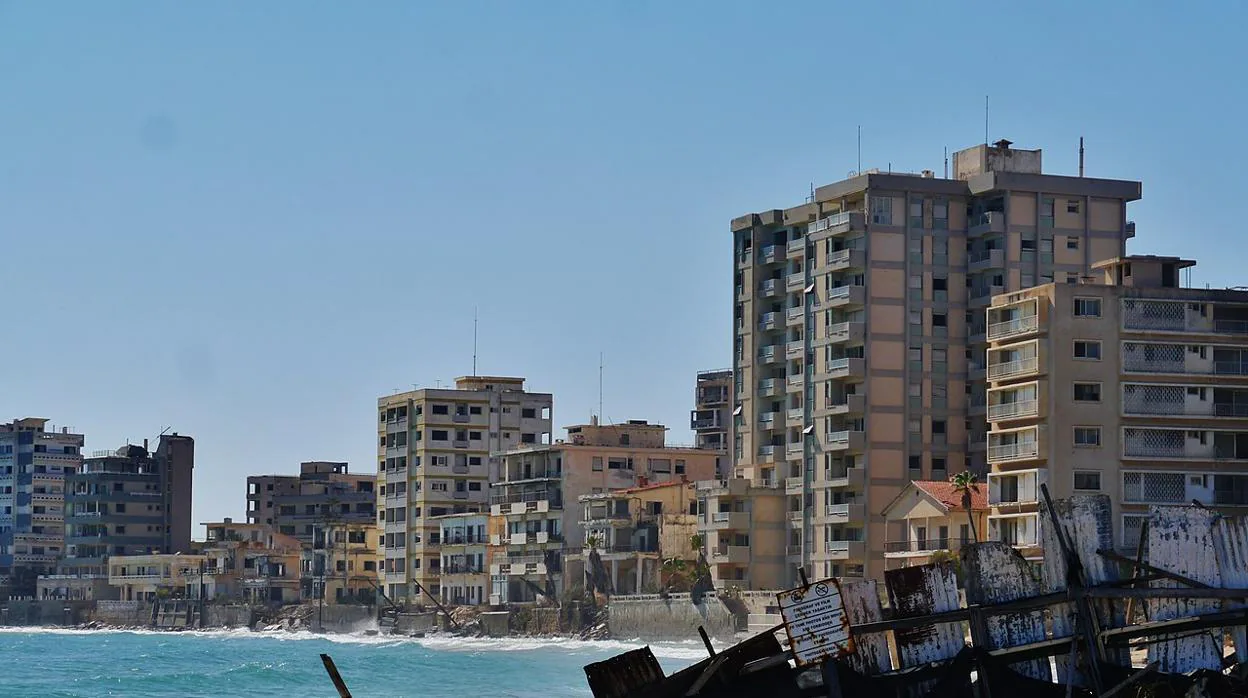 Varosha, un distrito de la ciudad chipriota de Famagusta, fue abandonada en 1974