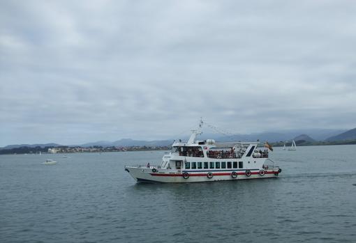 Un paseo en barco por Santoña y Laredo