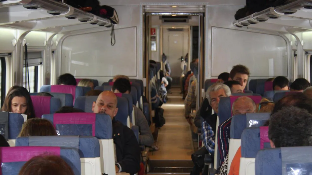 Autobús, tren o avión, ¿cuál es el mejor transporte para viajar por España y Europa?