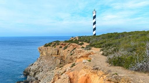 Diez bellos faros de Baleares, la excusa perfecta para recorrer las islas