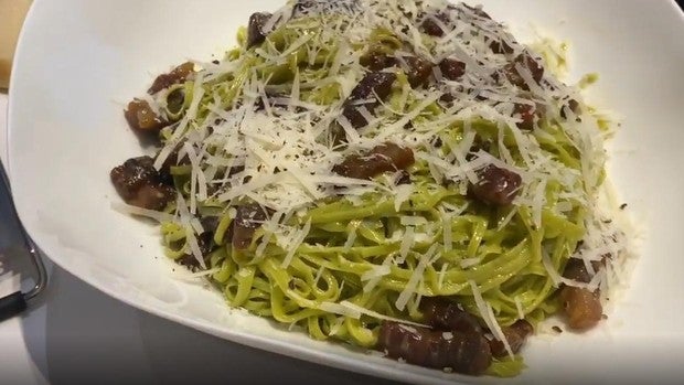 Cómo hacer unos espaguetis carbonara perfectos, al estilo italiano, con la receta de Dani García