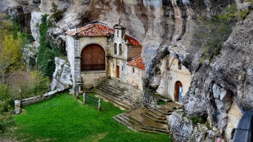 Ermita de San Bernabé excavada en la roca