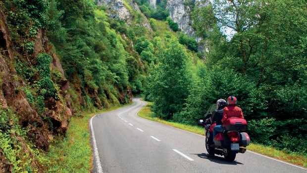 Las carreteras más espectaculares de España y Portugal para viajar en moto