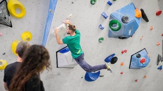 De escalada en Sevilla: dosis de adrenalina para los más aventureros