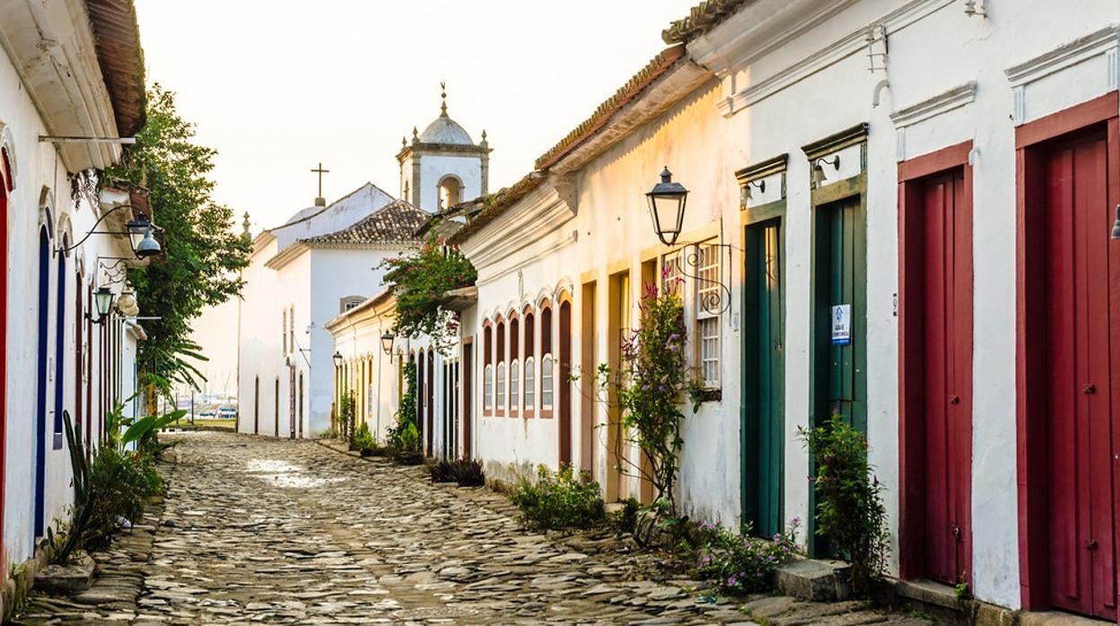 Una calle de Paraty, junto al puerto