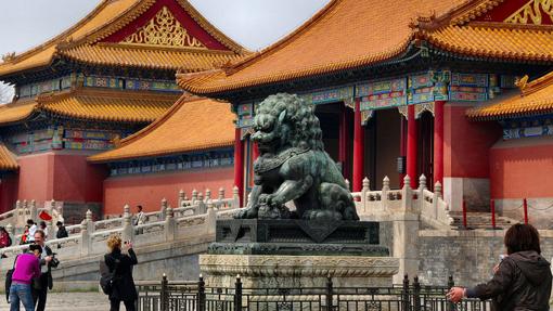 Una de las quimeras de la puerta del Palacio de la Armonía Suprema