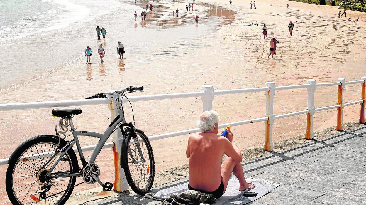 Playa de San Lorenzo, en Gijón