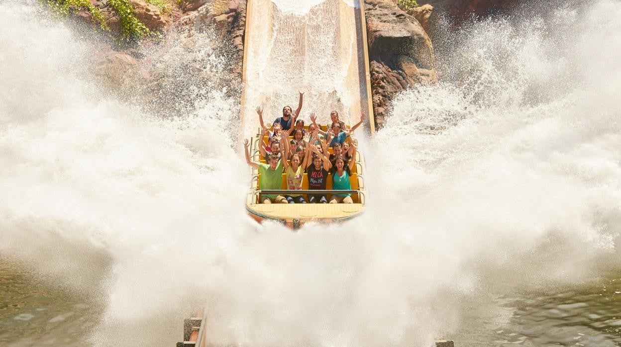 Bajada de Tutuki Splash, en PortAventura