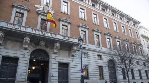 Real Casa de la Aduana, en la calle de Alcalá