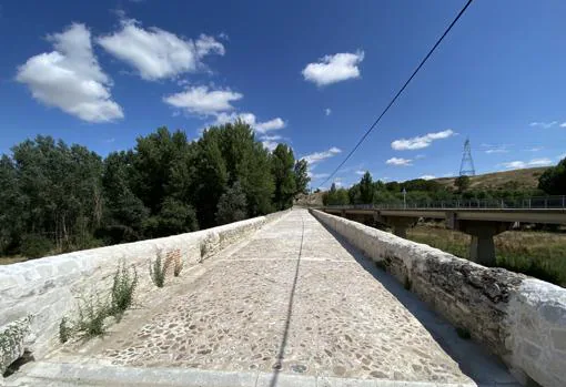 Aspecto actual del puente de Valladolid, en Arévalo