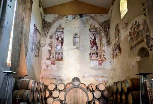 Frescos del S XVI en la bodega Descalzos Viejos