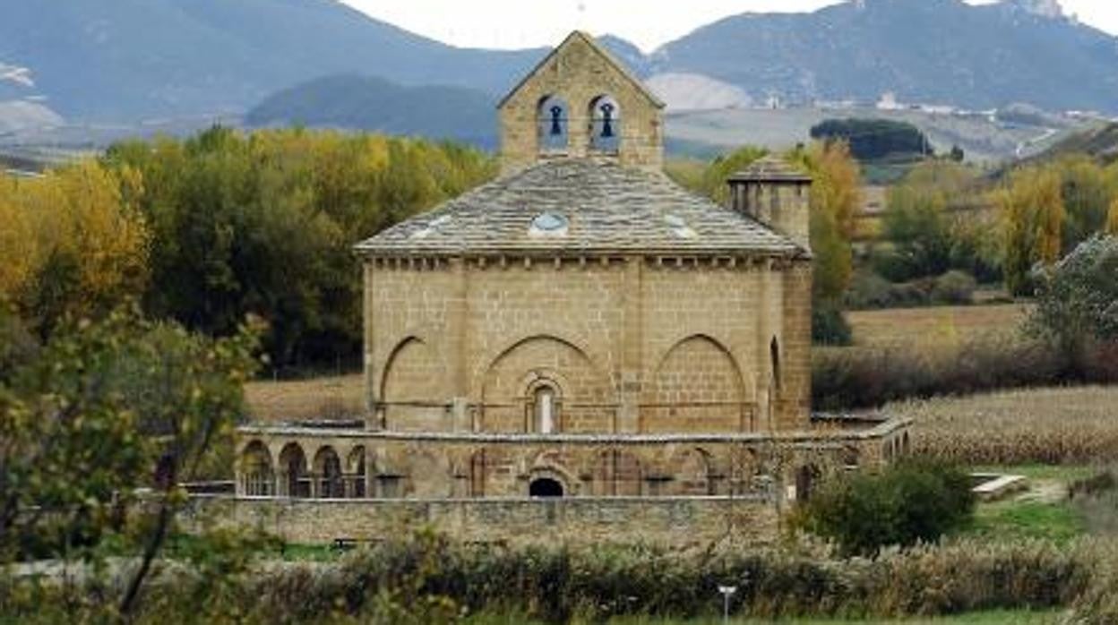iglesia de Santa María de Eunate, en Navarra