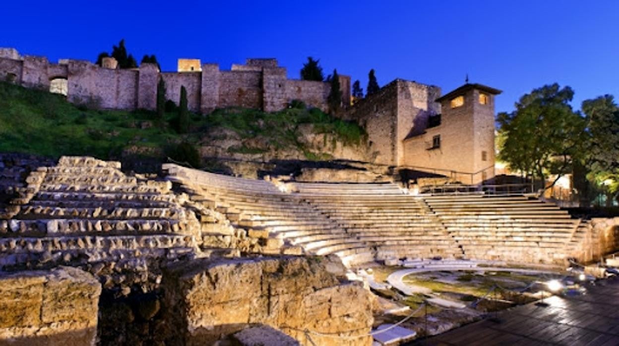 Teatro Romano de Málaga a los pies de la Alcazaba