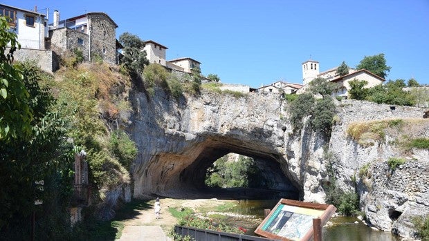 Puentedey es el único pueblo que entra en la lista de los más bonitos de España en 2022